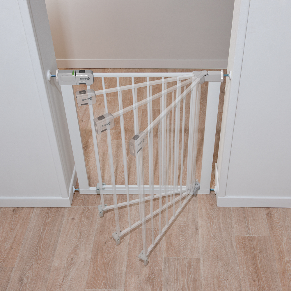 Barrière de sécurité auto close métal blanc (Safety 1st) - Image 2