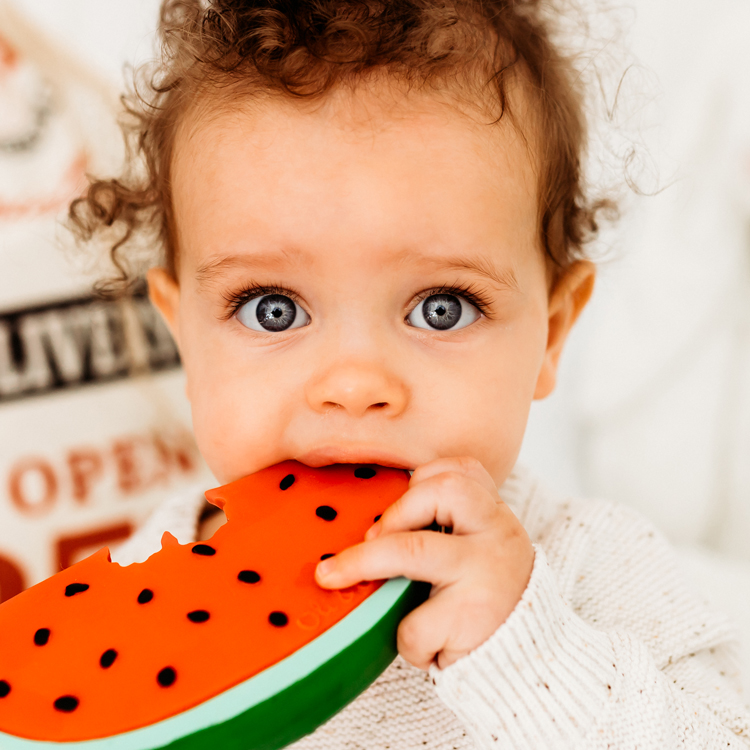 Wally la pastèque en latex d'hévéa (Oli and Carol) - Image 5