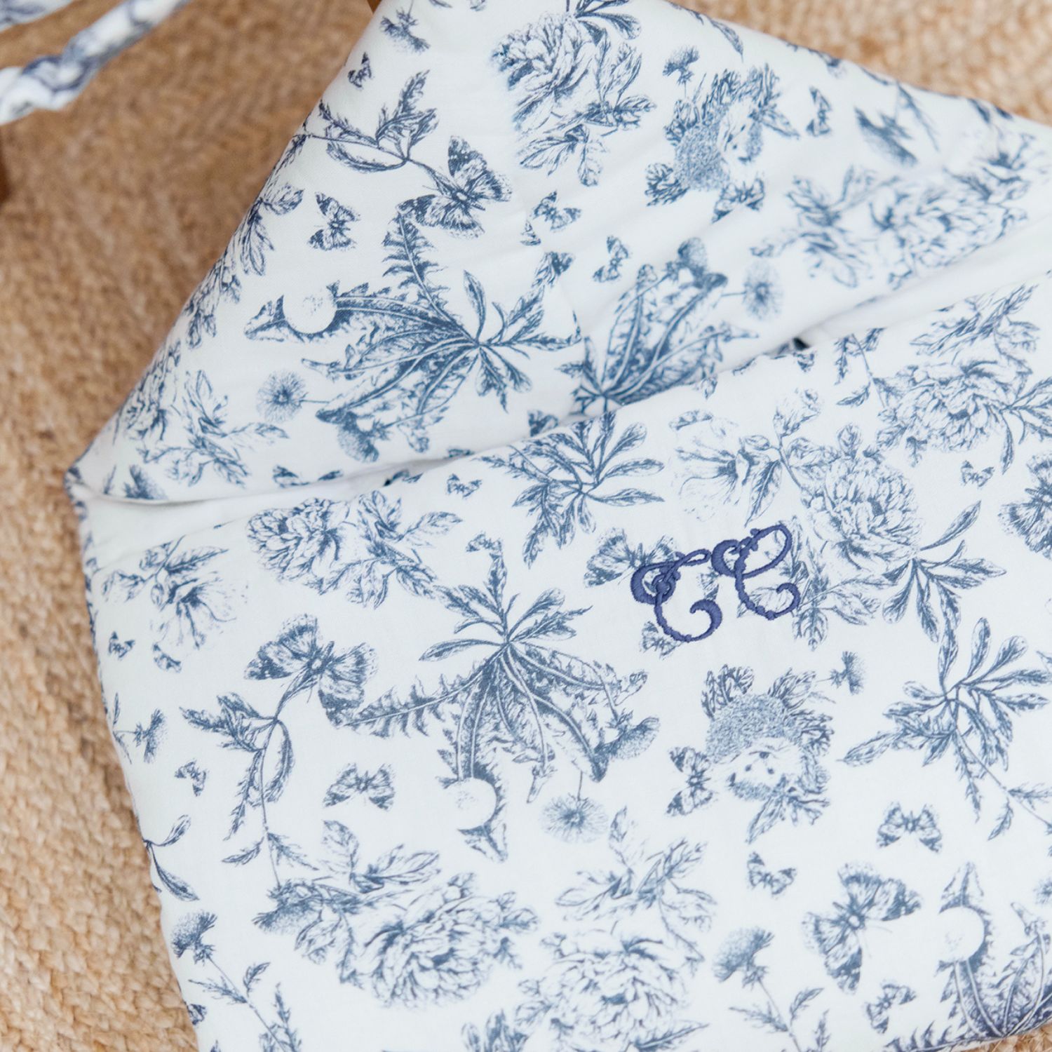 Nid d'ange passe sangle Toile de Jouy bleu (Tartine et Chocolat) - Image 2