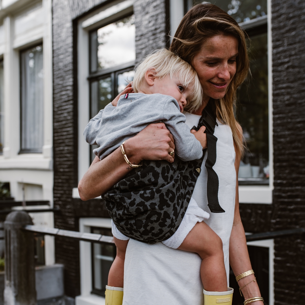 Porte bébé enfant Grey Leopard (Wildride) - Image 2