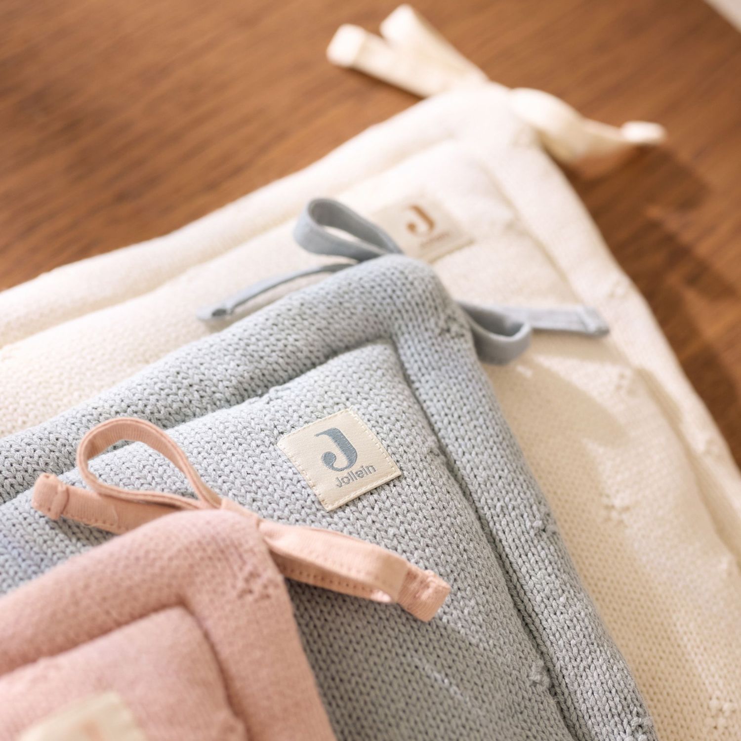 Tour de lit Cosy Knit Ivory (pour lits 60 x 120 ou 70 x 140 cm) (Jollein) - Image 2