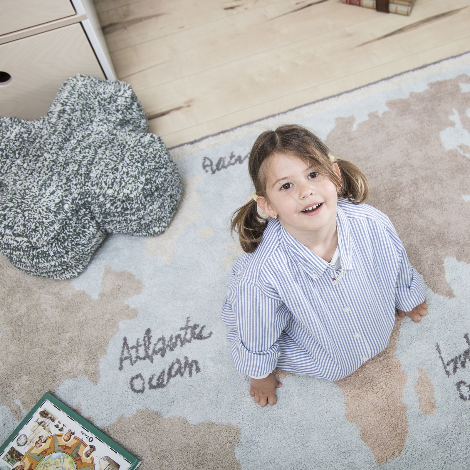 Tapis lavable carte du monde (140 x 200 cm) (Lorena Canals) - Image 4