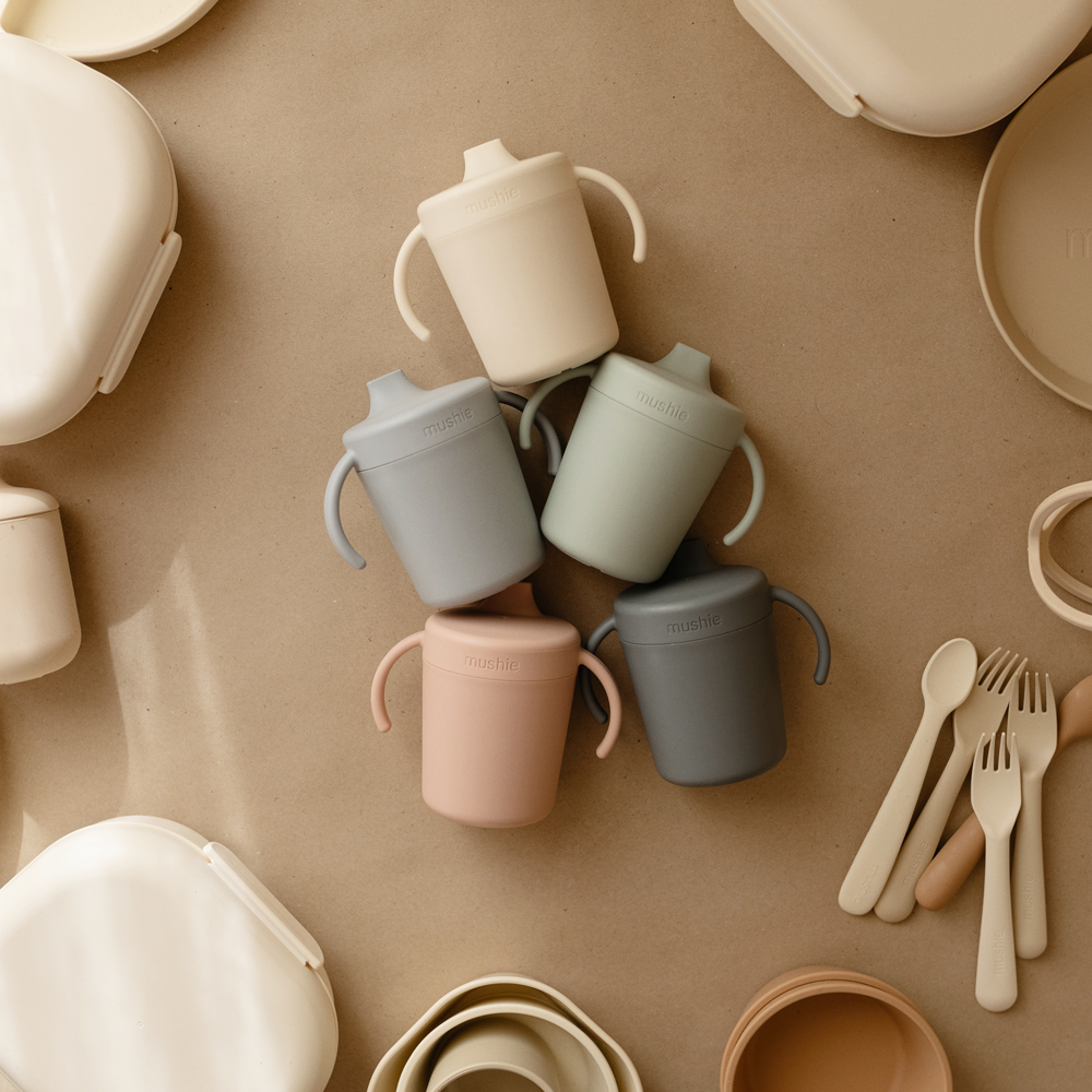 Tasse d'apprentissage en silicone Ivroy (Mushie) - Image 5