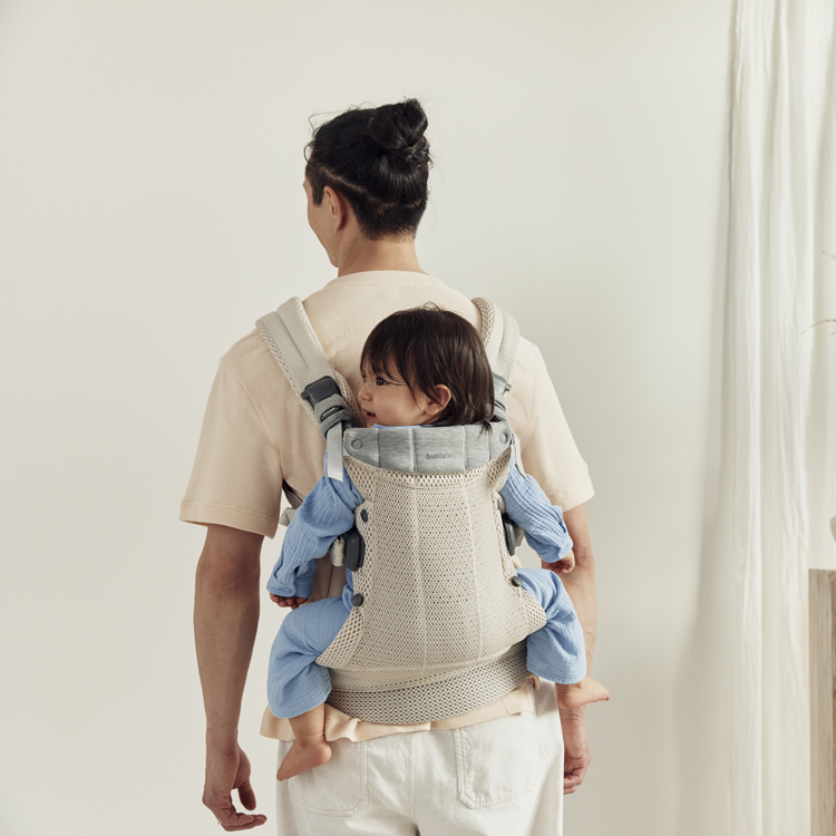 Porte-bébé Harmony en Mesh 3D crème (BabyBjörn) - Image 1