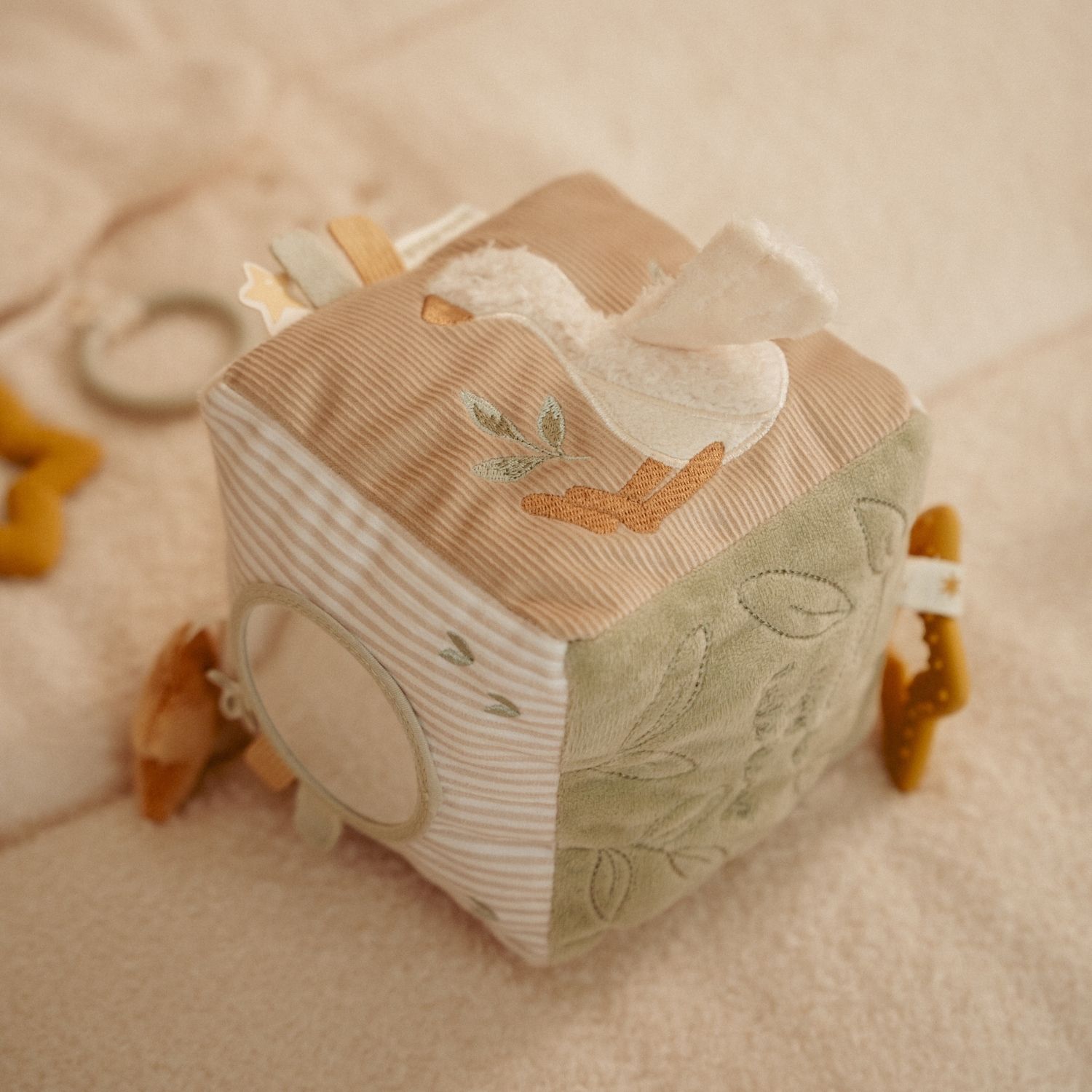 Cube d'activités soft Newborn (Little Dutch) - Image 4