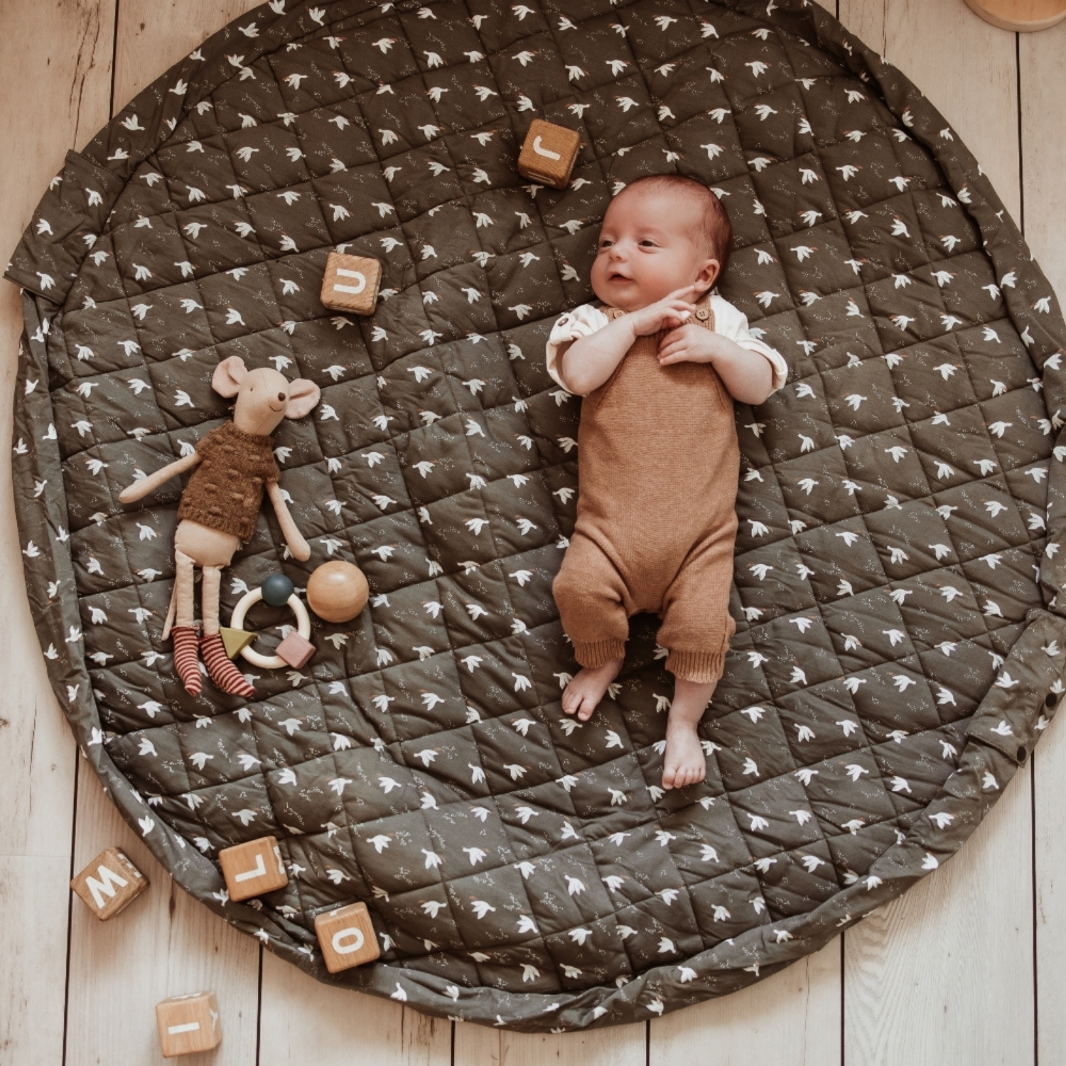 Tapis de jeu 2 en 1 Noomad Organic Soft Birds (Play&Go) - Image 1