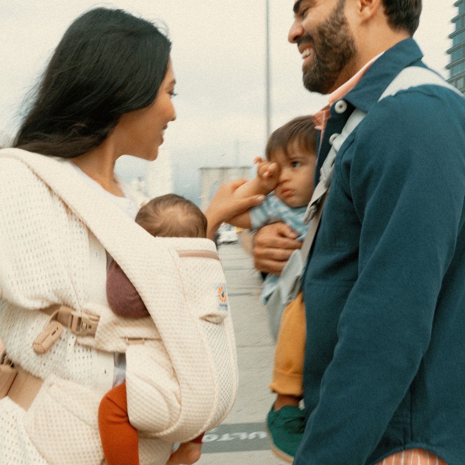 Porte-bébé Omni Deluxe Mesh Natural Beige (Ergobaby) - Image 4