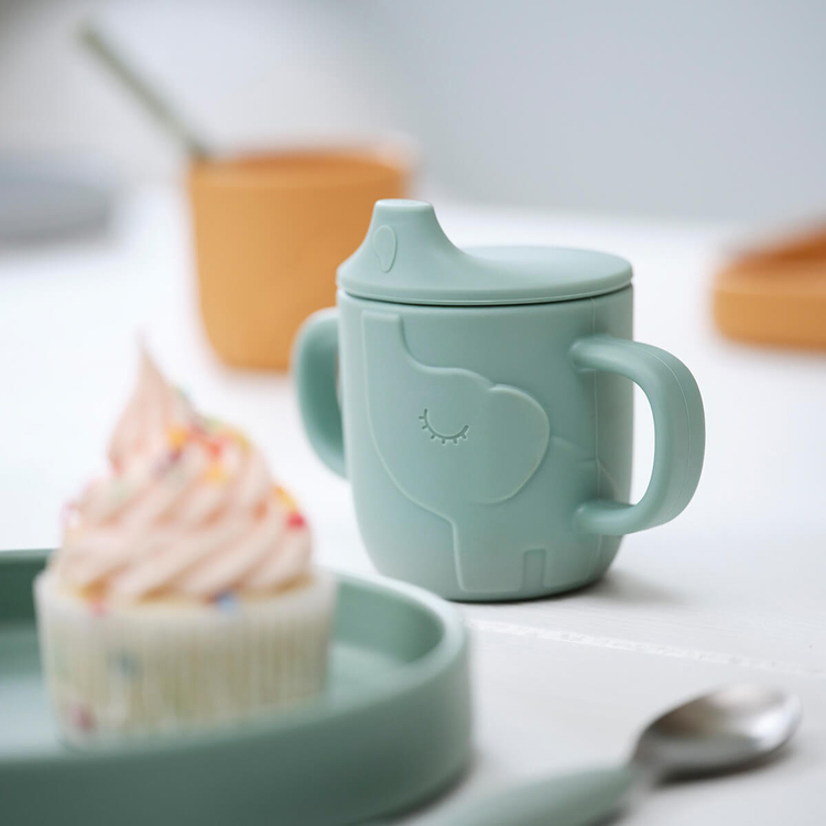 Tasse à bec en silicone Peekaboo Elphee Rose (Done by deer) - Image 4