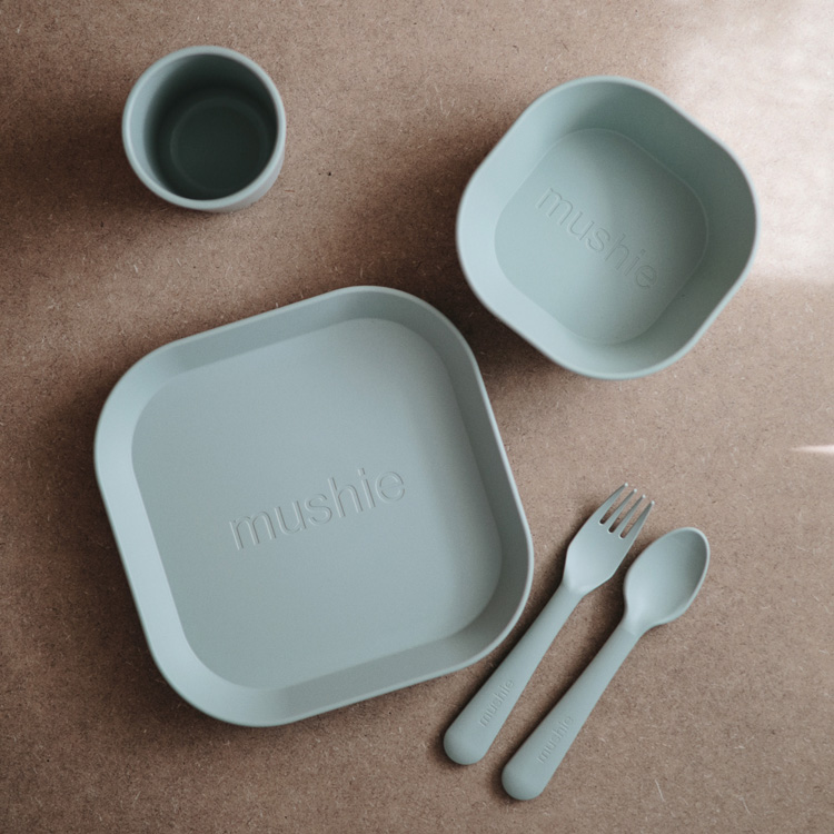 Lot de 2 assiettes carrées Sage (Mushie) - Image 4