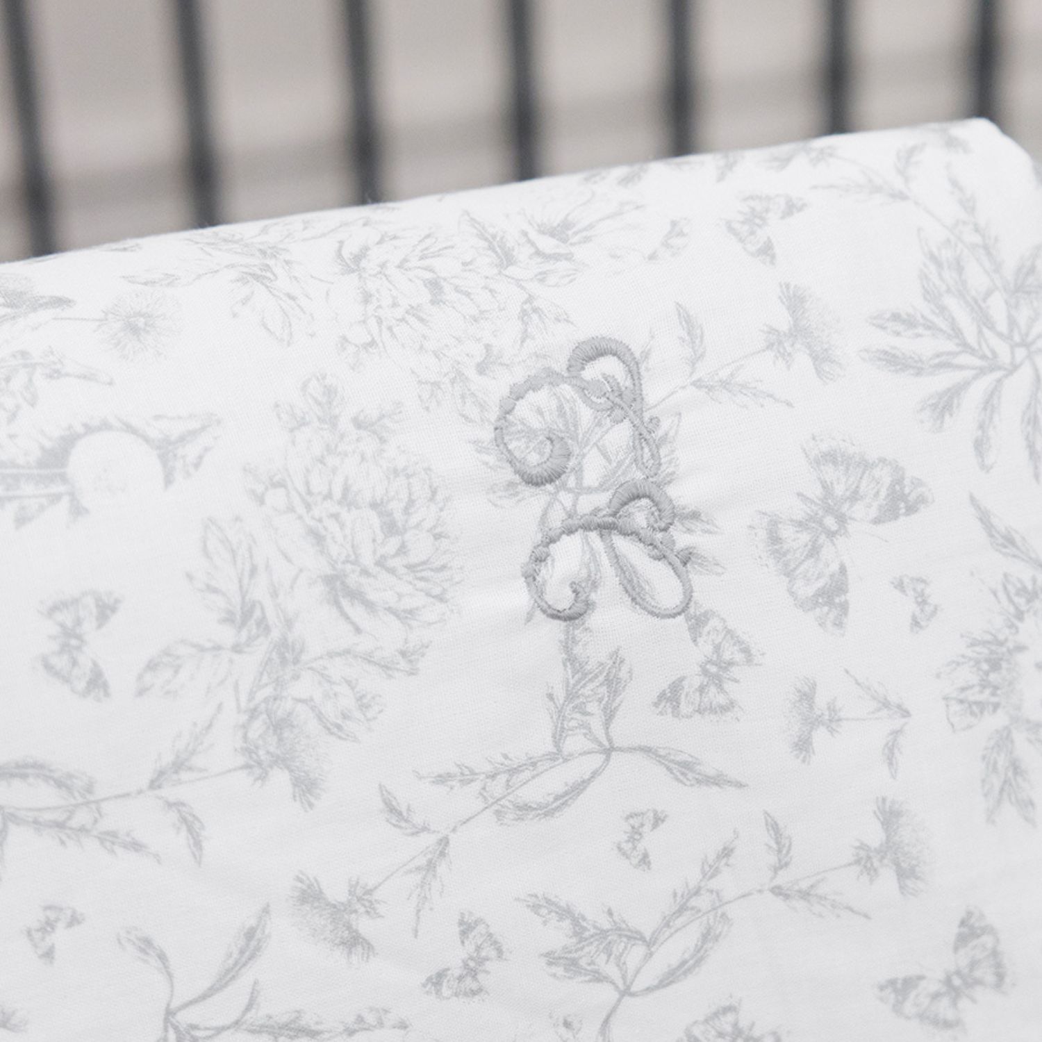 Couverture Toile de Jouy gris (Tartine et Chocolat) - Image 4