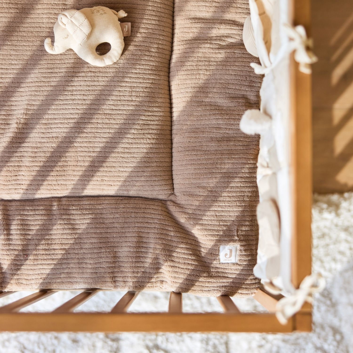 Tapis de jeu Cloudy Rib Milky Coffee (75 x 95 cm) (Jollein) - Image 1