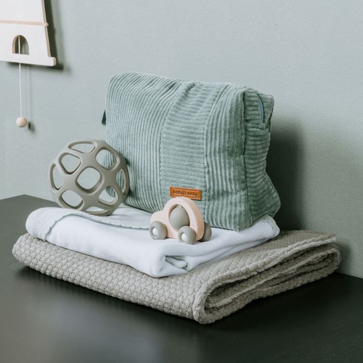 Balle de préhension en silicone Urban green (Baby's Only) - Image 5