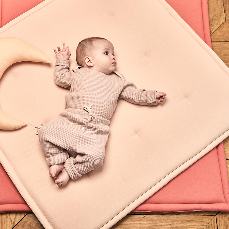 Tapis de jeu Tami Camel (95 x 95 cm) (Charlie Crane) - Image 4