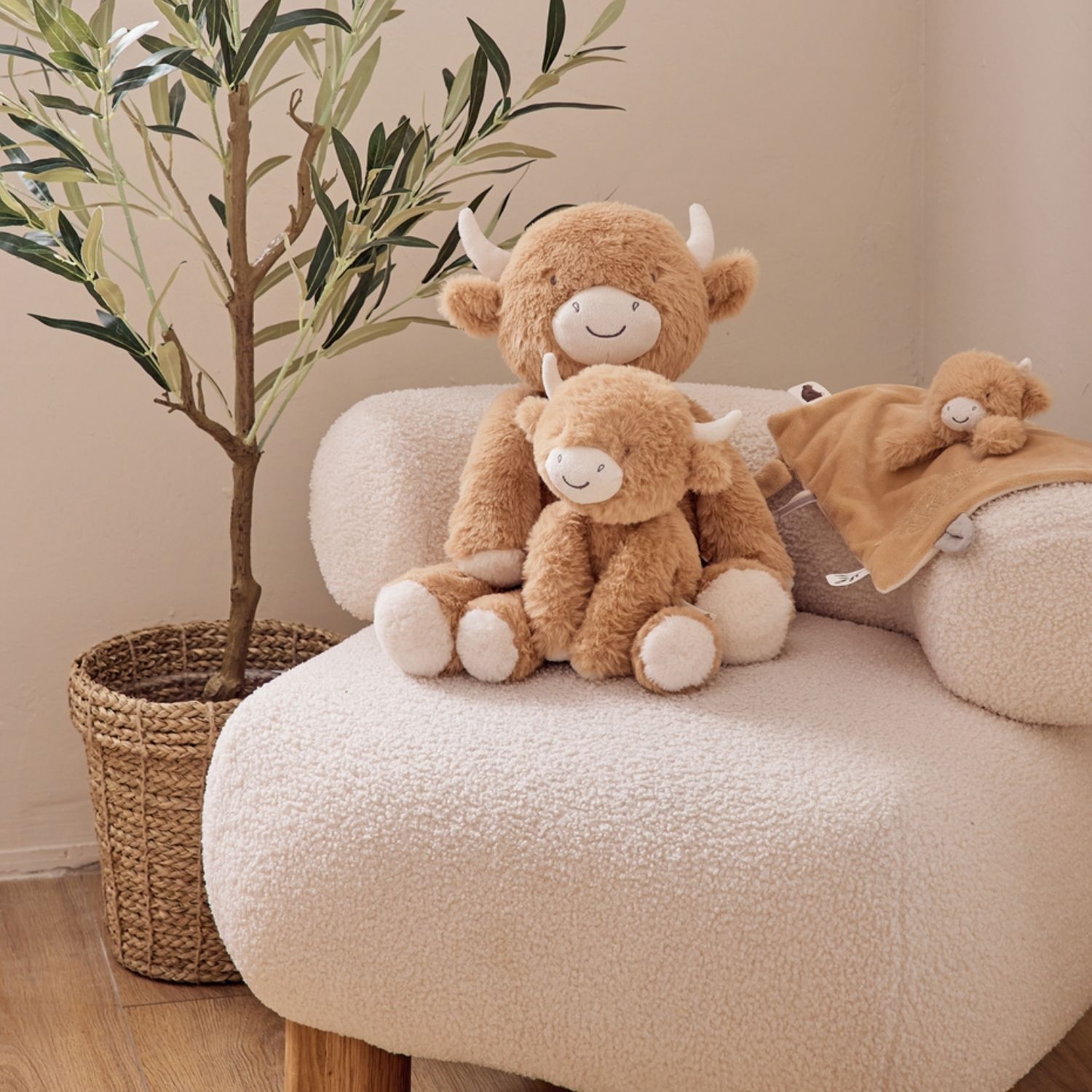Noukie's - Peluche Small Fluffy Cow (25 cm)