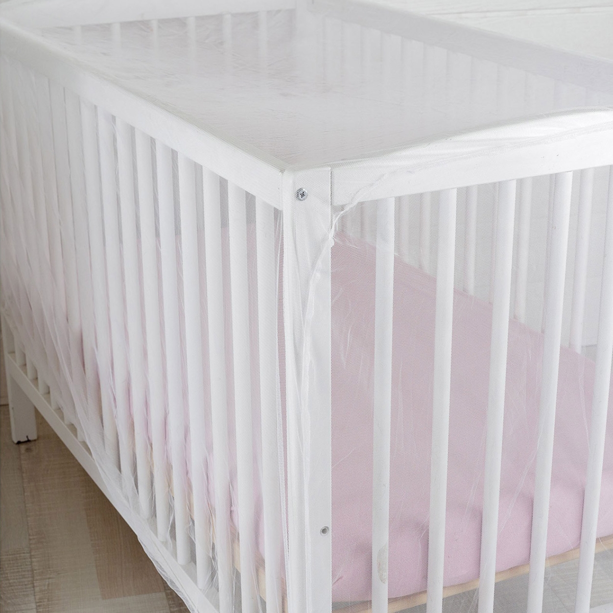 Moustiquaire pour lit bébé 60 x 120 cm (Trois Kilos Sept) - Image 1
