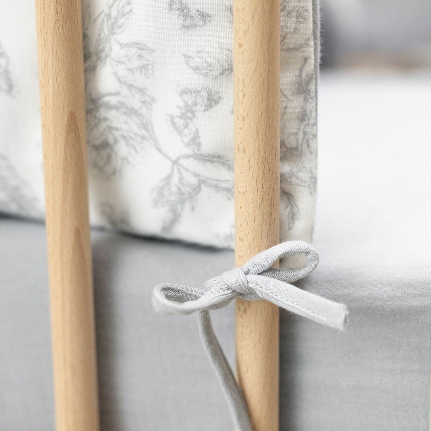 Tour de lit adaptable Toile de Jouy gris (Tartine et Chocolat) - Image 6