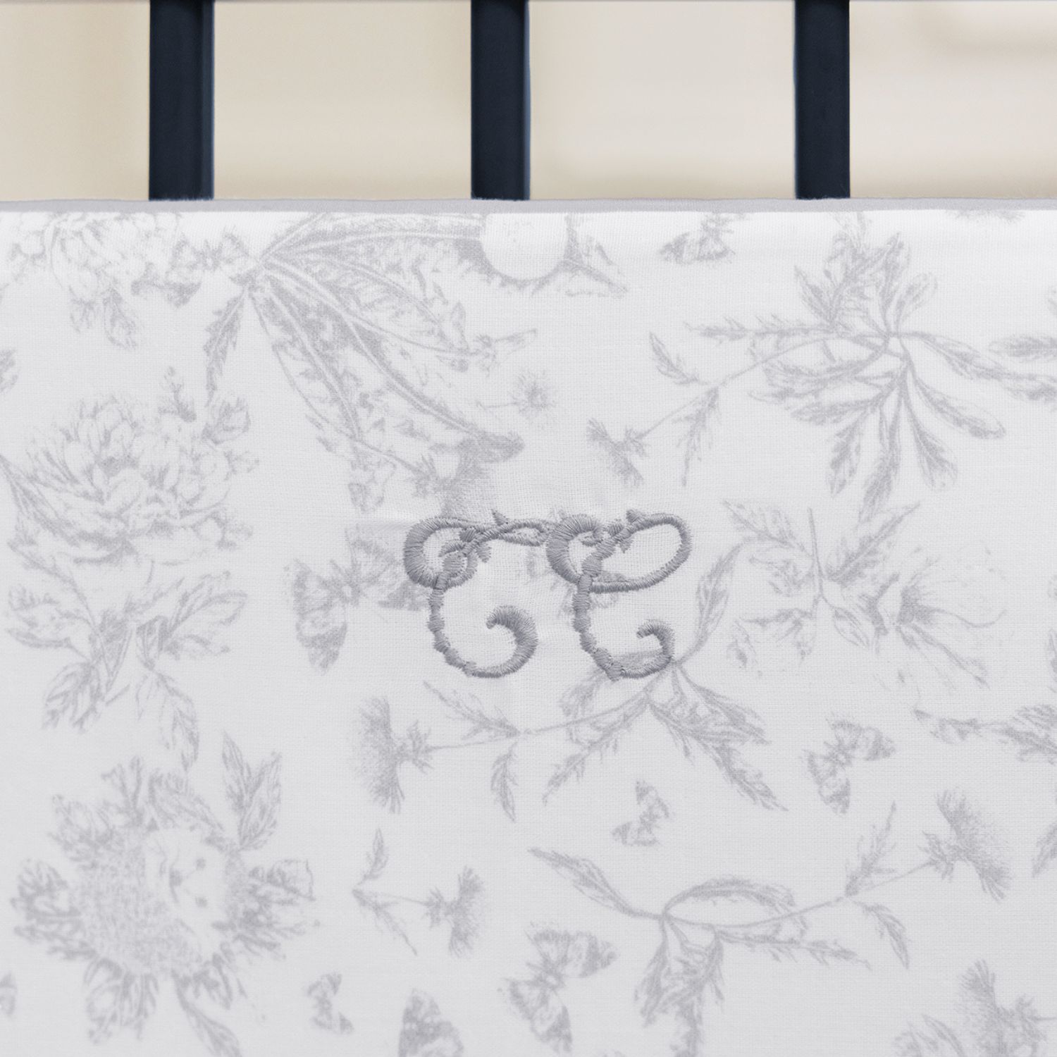 Tour de lit adaptable Toile de Jouy gris (Tartine et Chocolat) - Image 4