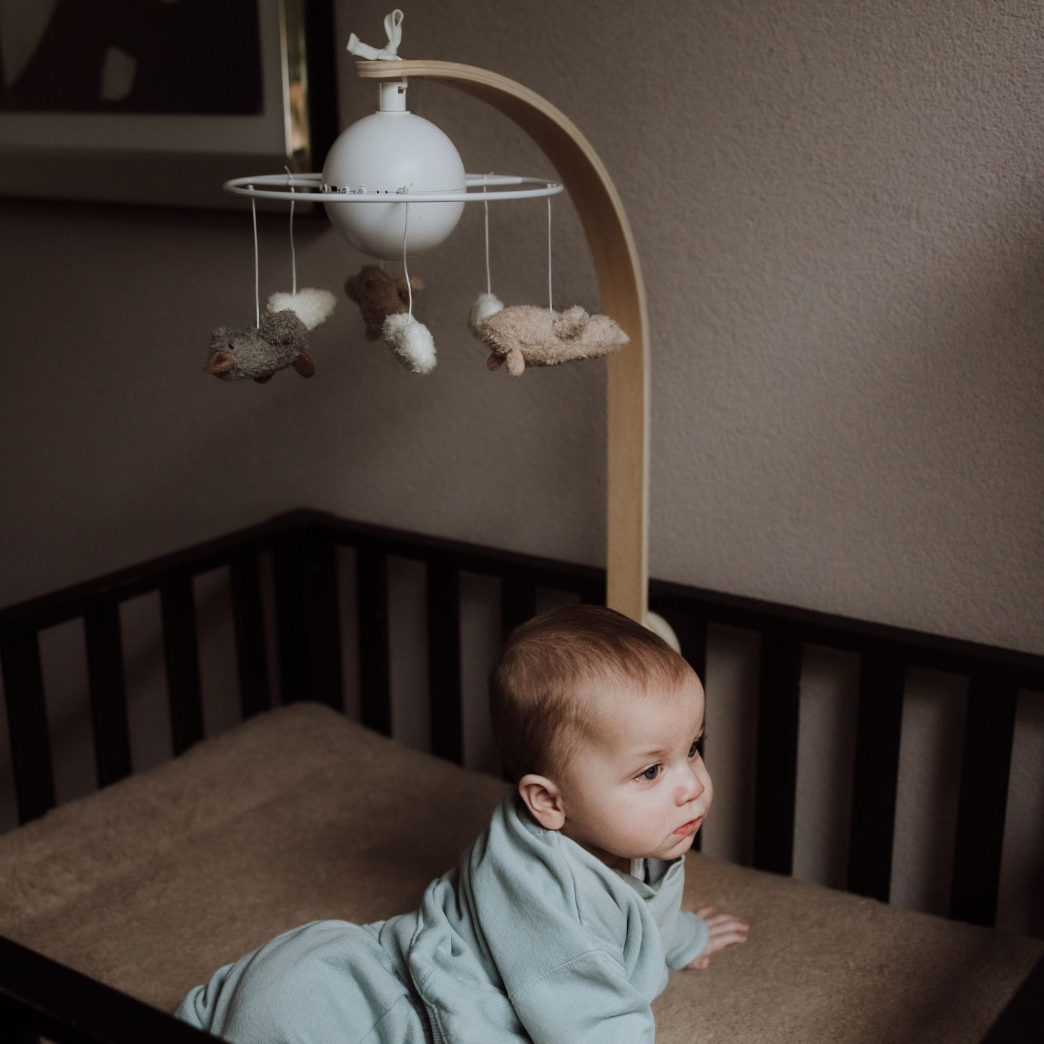 Mobile pour bébé en bois Liva Oie blanc (FLOW) - Image 5