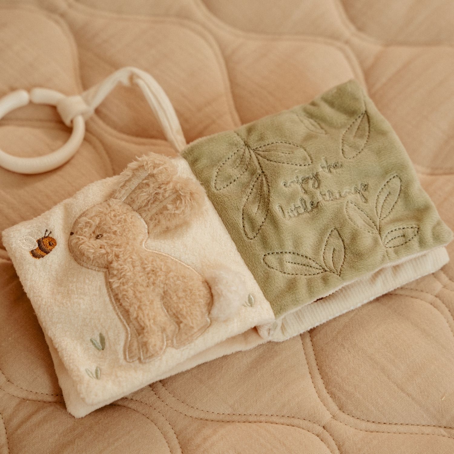 Livre d'activités pour poussette Newborn (Little Dutch) - Image 3