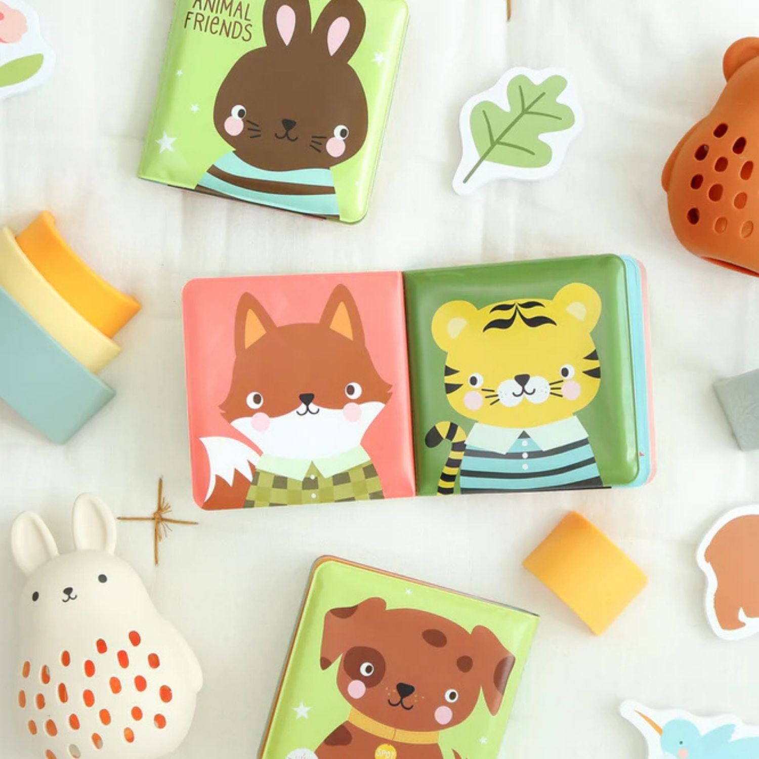 Livre de bain Amis des animaux (A Little Lovely Company) - Image 3