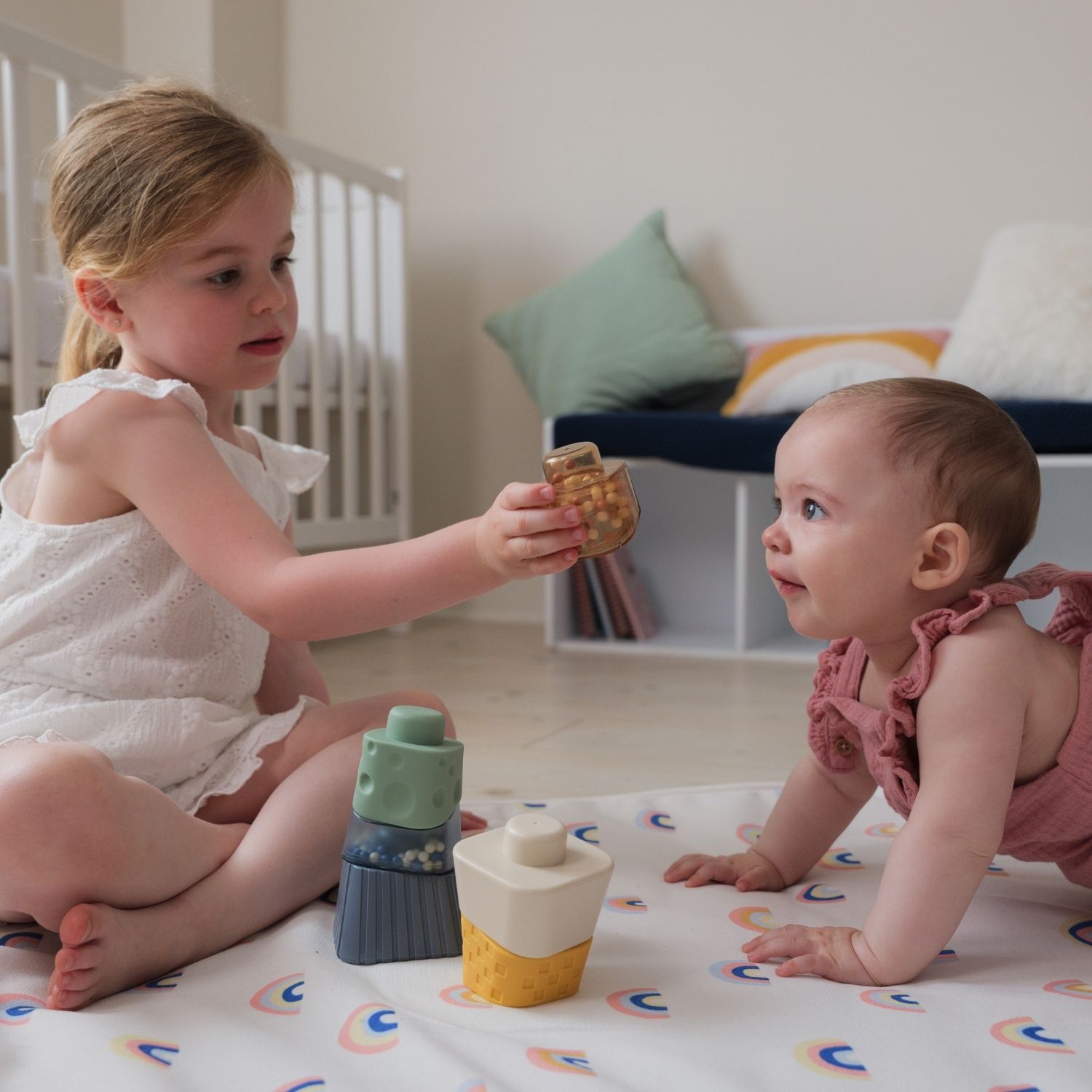 Tour sensorielle à empiler (Baby to Love) - Image 1