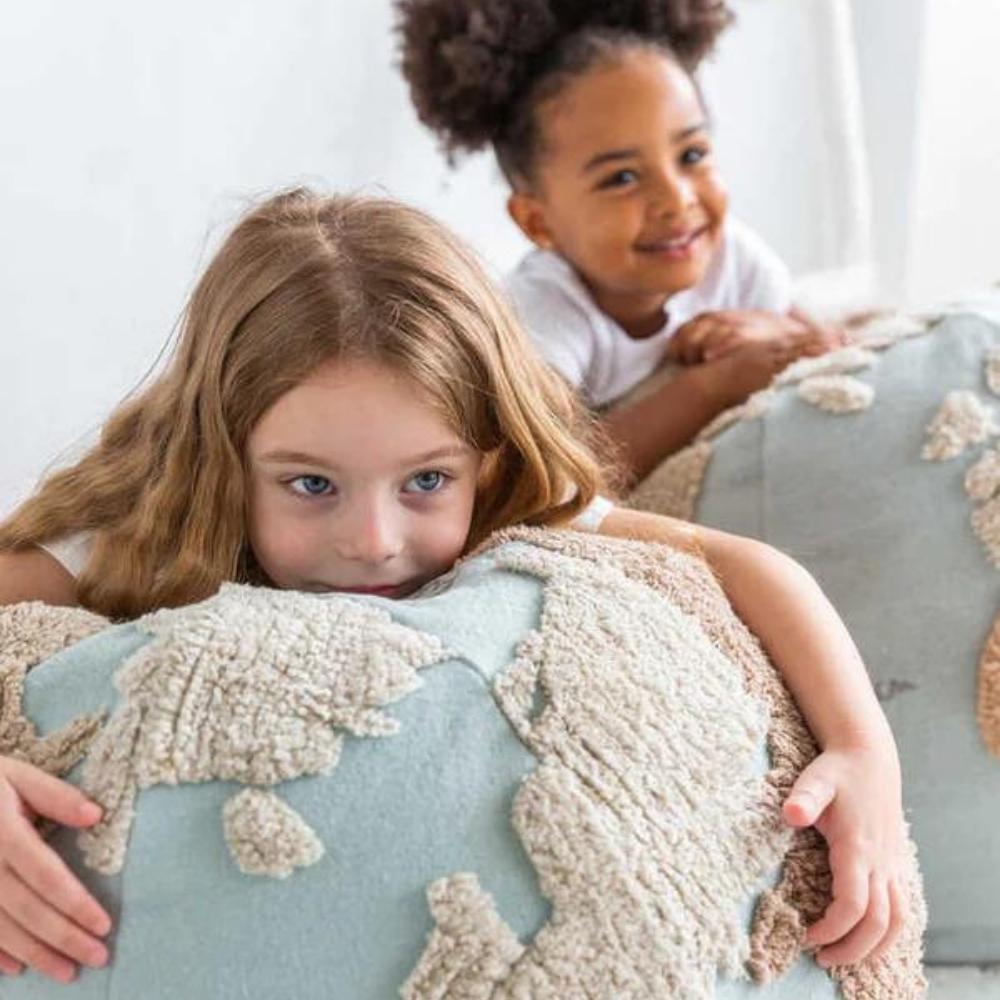Pouf World Map Back-to-School (45 x 50 cm) (Lorena Canals) - Image 5
