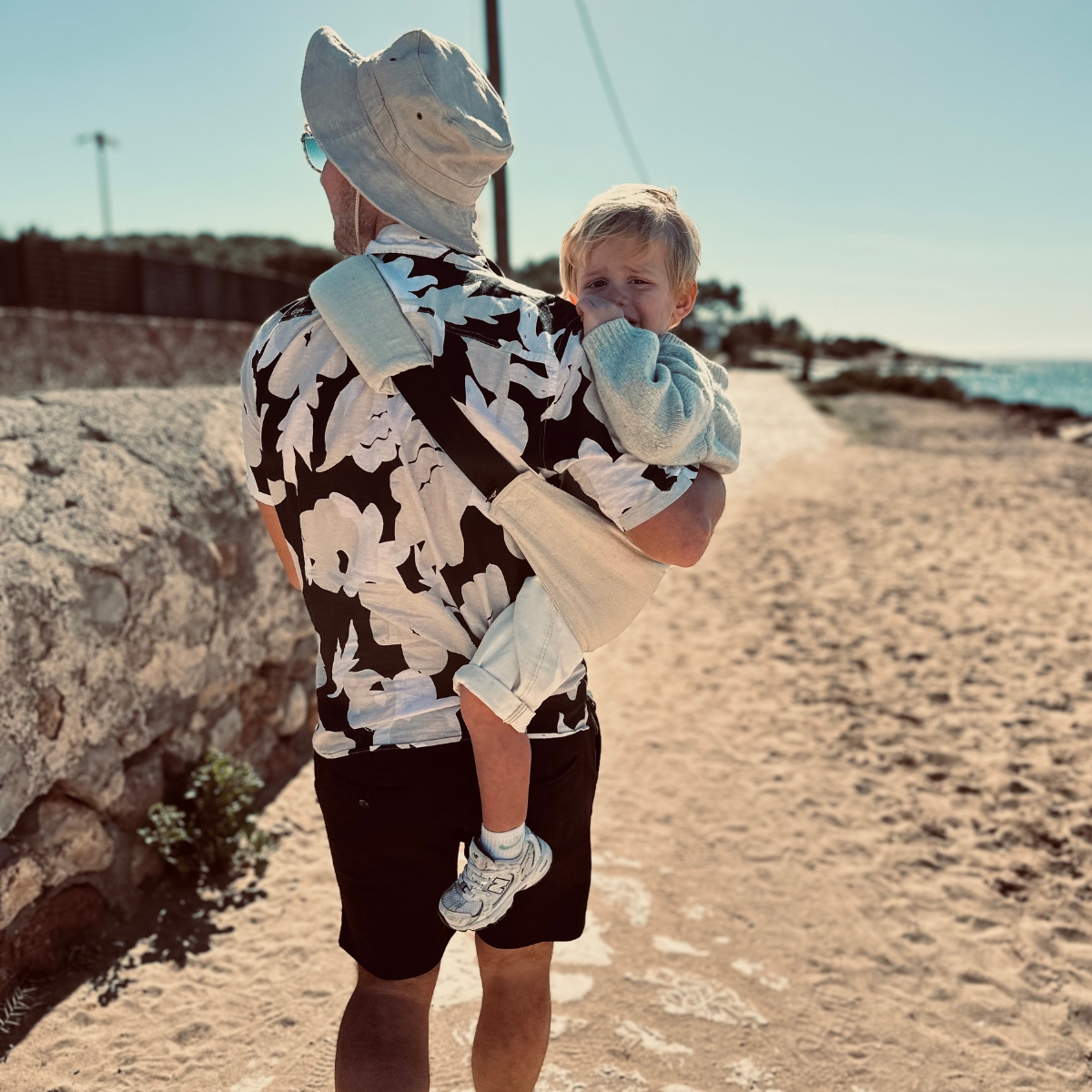 Porte bébé enfant en lin Sand (Wildride) - Image 4