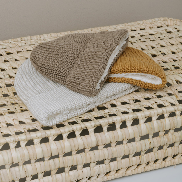 Bonnet bébé en teddy coton bio Soul Caramel (0-3 mois) (Baby's Only) - Image 5
