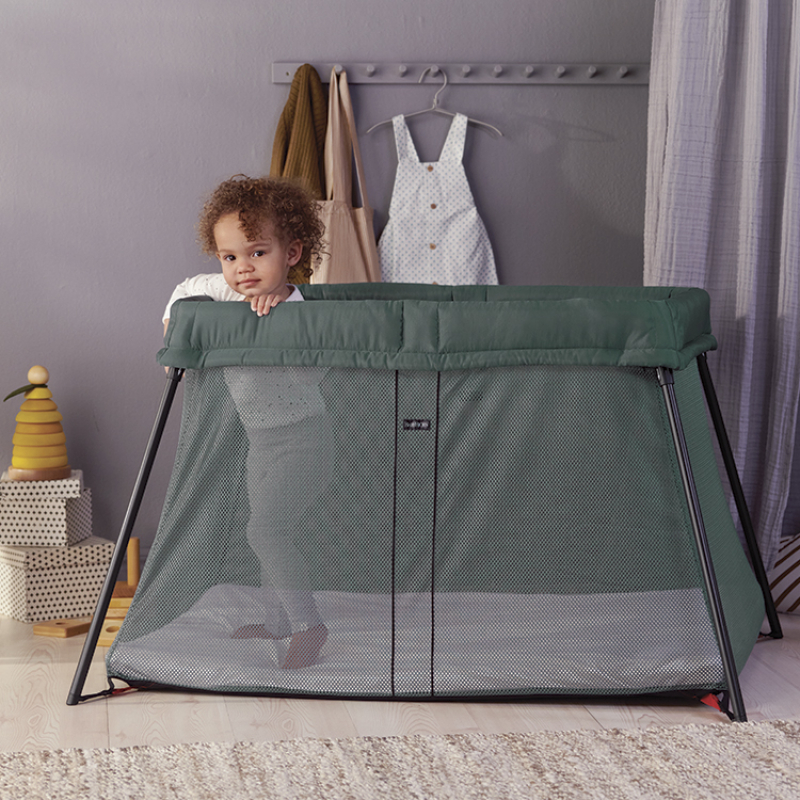 Lit parapluie Light vert foncé (BabyBjörn) - Image 1