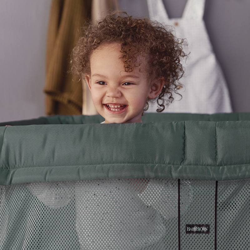 Lit parapluie Light vert foncé (BabyBjörn) - Image 4