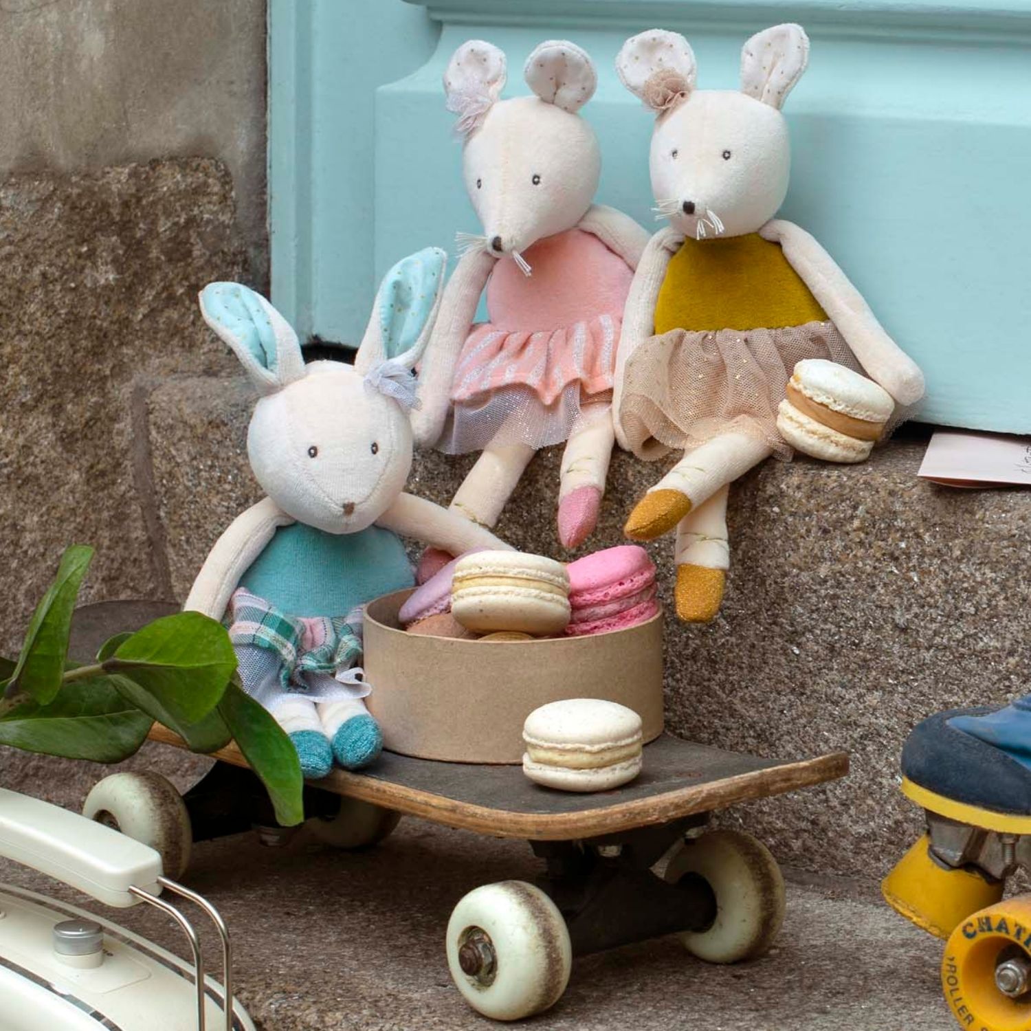 Petite souris or La petite école de danse (Moulin Roty) - Image 1