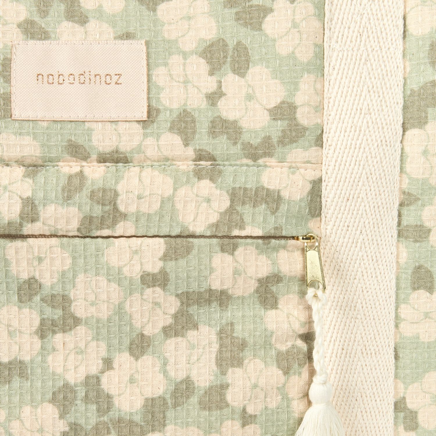 Sac à langer imperméable Opera Green sakura (Nobodinoz) - Image 8