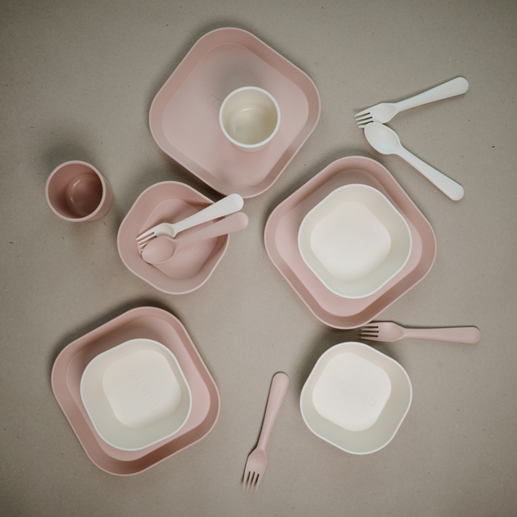 Lot de 2 assiettes carrées Blush (Mushie) - Image 4