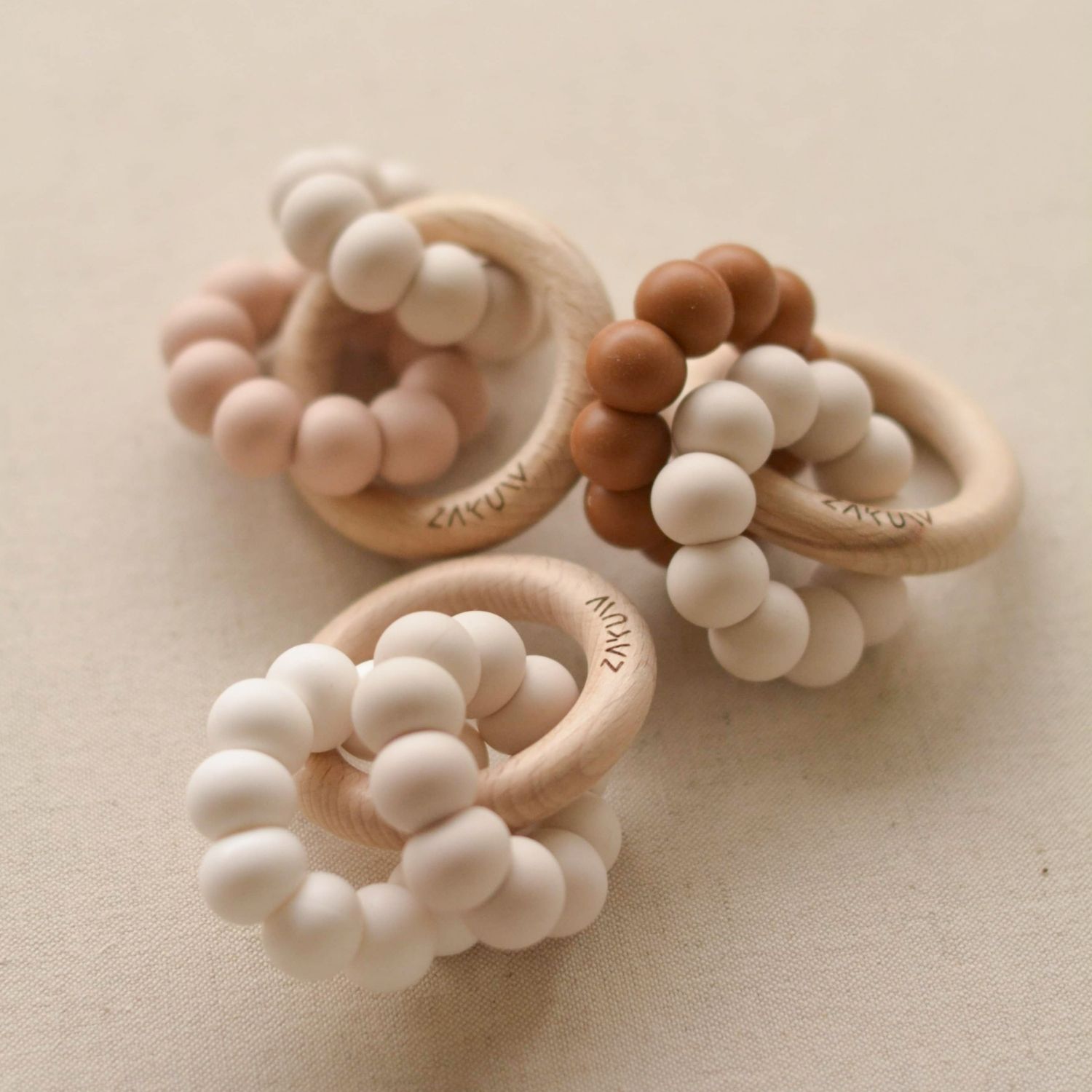 Anneau de dentition Sedna Floraison (Zakuw) - Image 1
