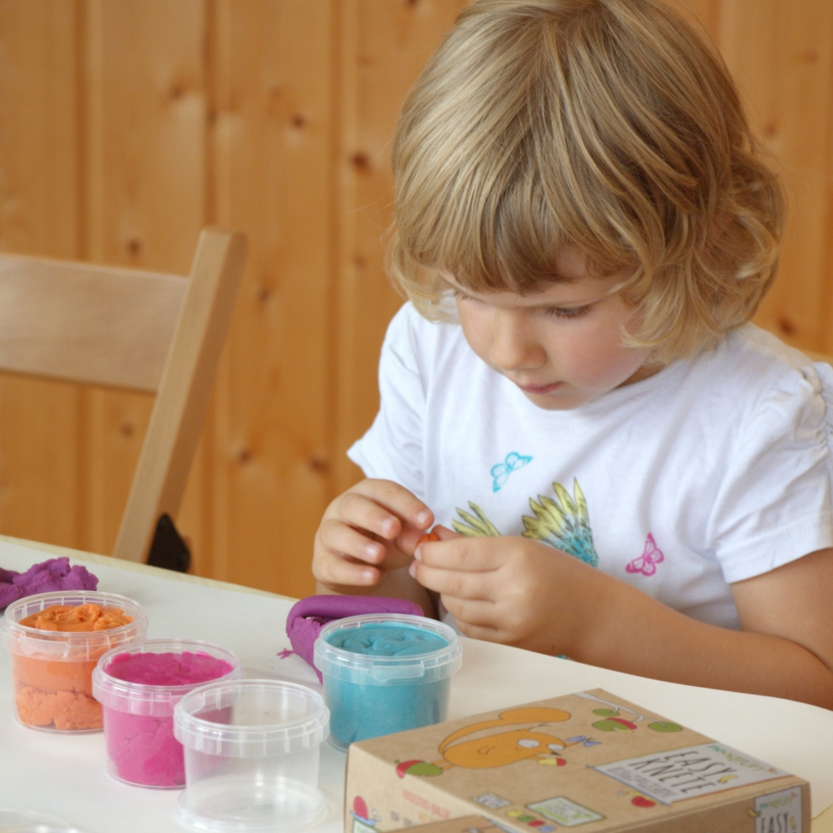 Coffret Loki pâte à modeler naturelle et vegan (assort. 4 pots) (Neogrün) - Image 2