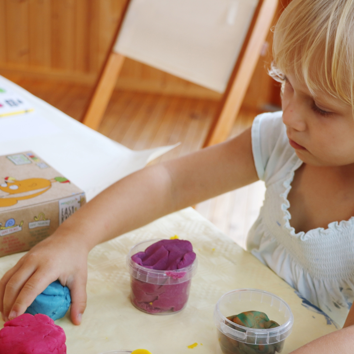 Coffret Loki pâte à modeler naturelle et vegan (assort. 4 pots) (Neogrün) - Image 4