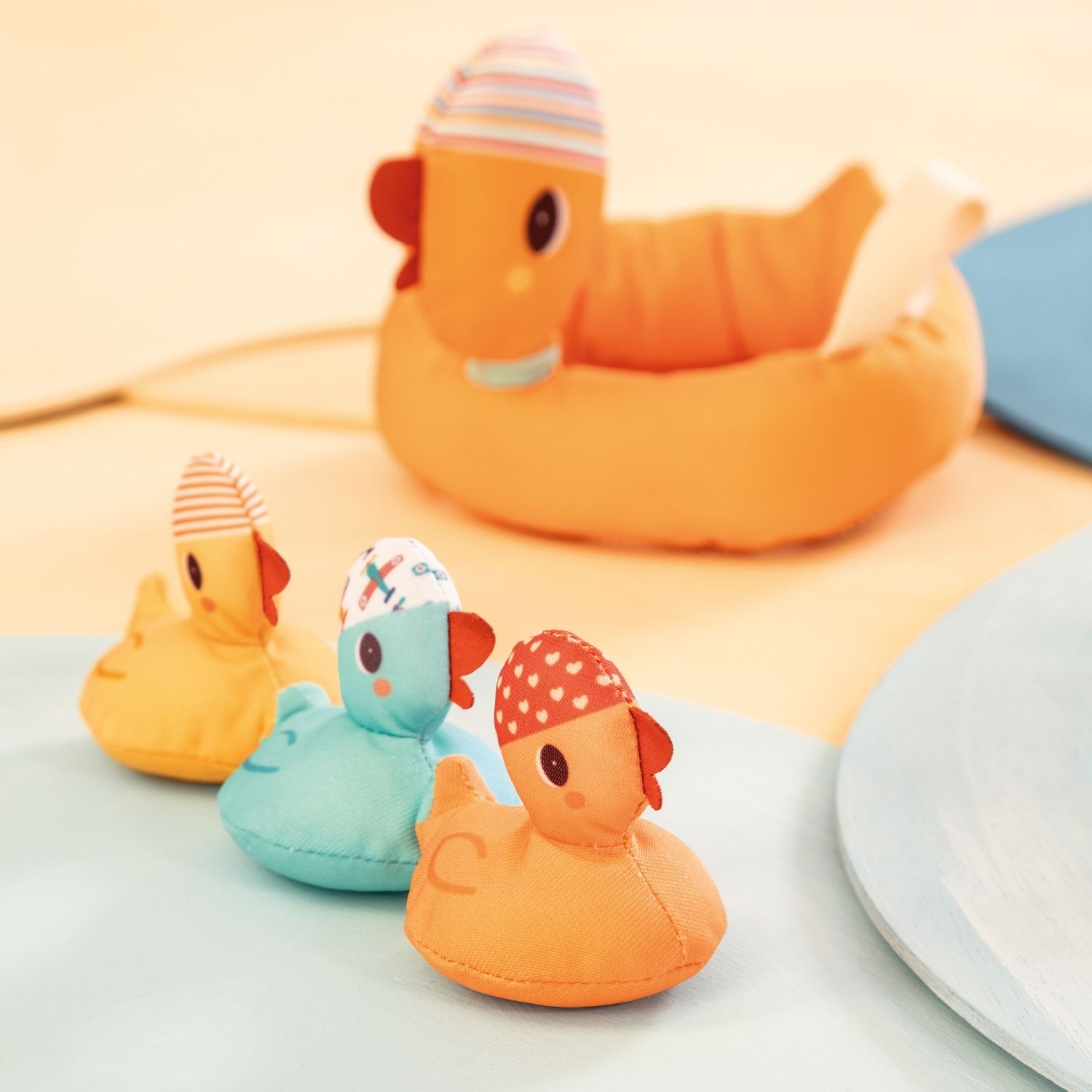 Jeu de bain Maman canards et ses canetons (4 pièces) (Lilliputiens) - Image 1