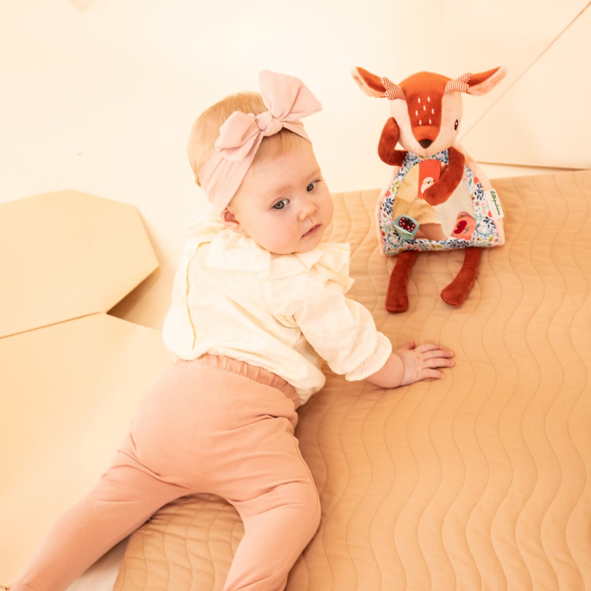 Peluche d'activités Stella Coucou miroir (26 cm) (Lilliputiens) - Image 4