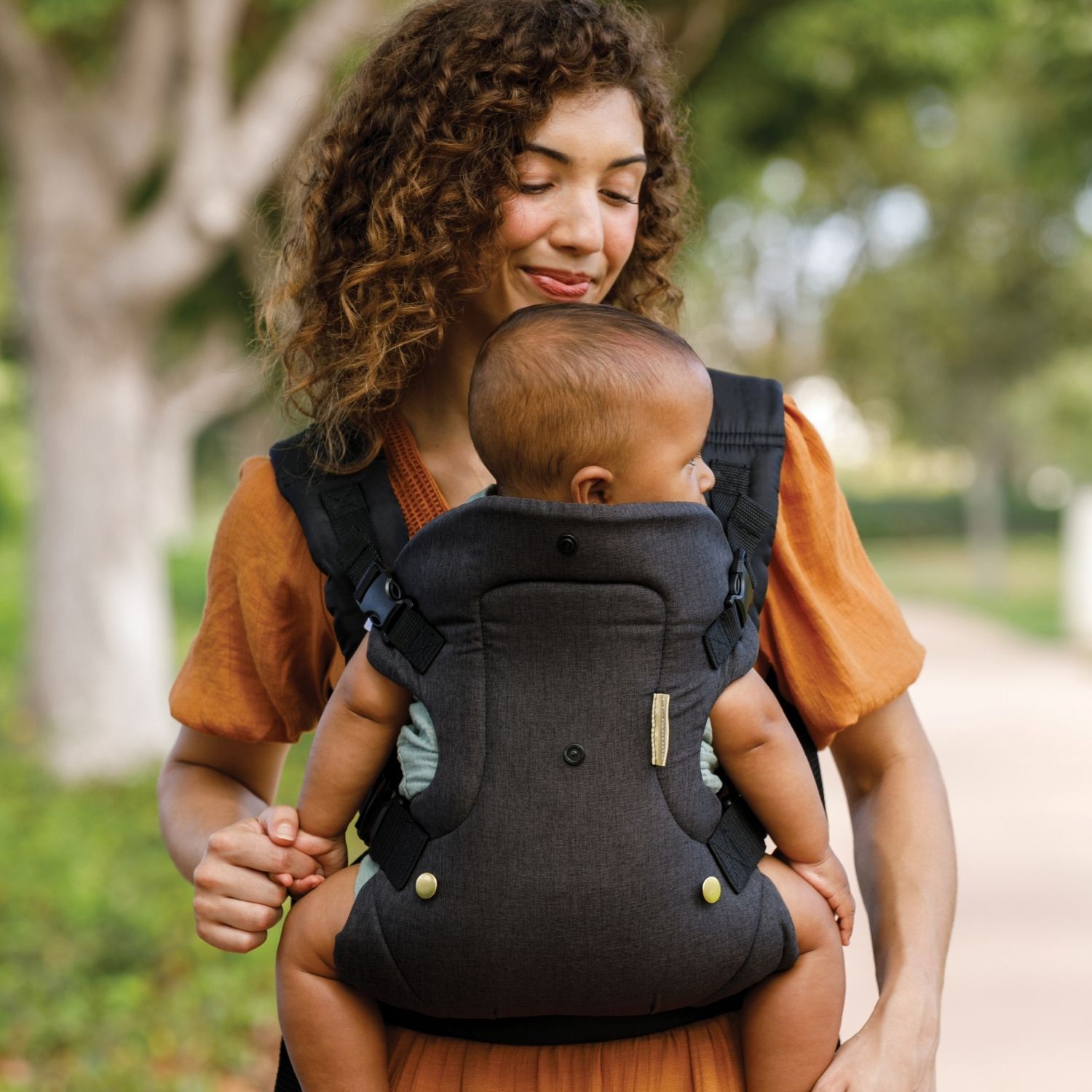Porte-Bébé Flip Ergo 4 en 1 - Gold (Infantino) - Image 3