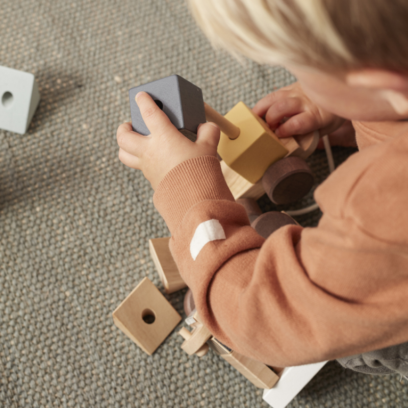 Train blocs de construction avec cubes naturel (Kid's Concept) - Image 3