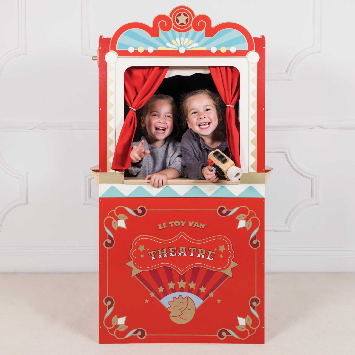 Théâtre de marionnettes rétro en bois FSC (Le Toy Van) - Image 1