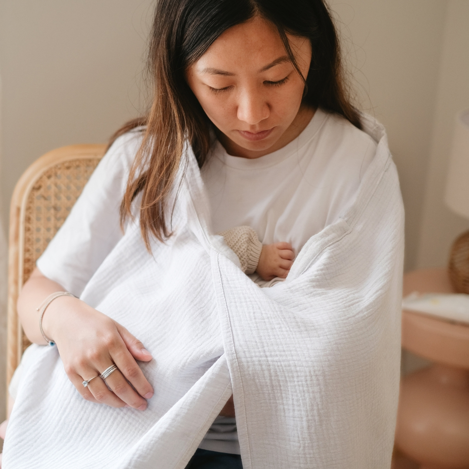 Voile d'allaitement blanc