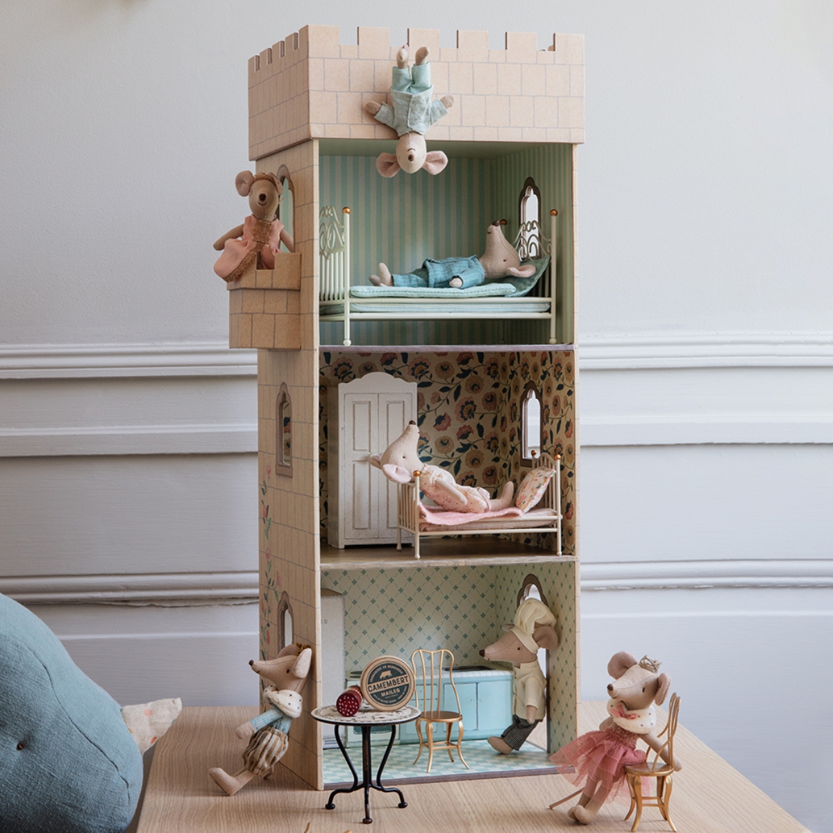 Grand frère Souris bleue dans sa boîte assortie (Maileg) - Image 1