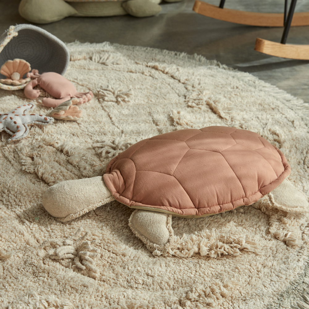 Coussin tortue (30 x 45 cm) (Lorena Canals) - Image 2