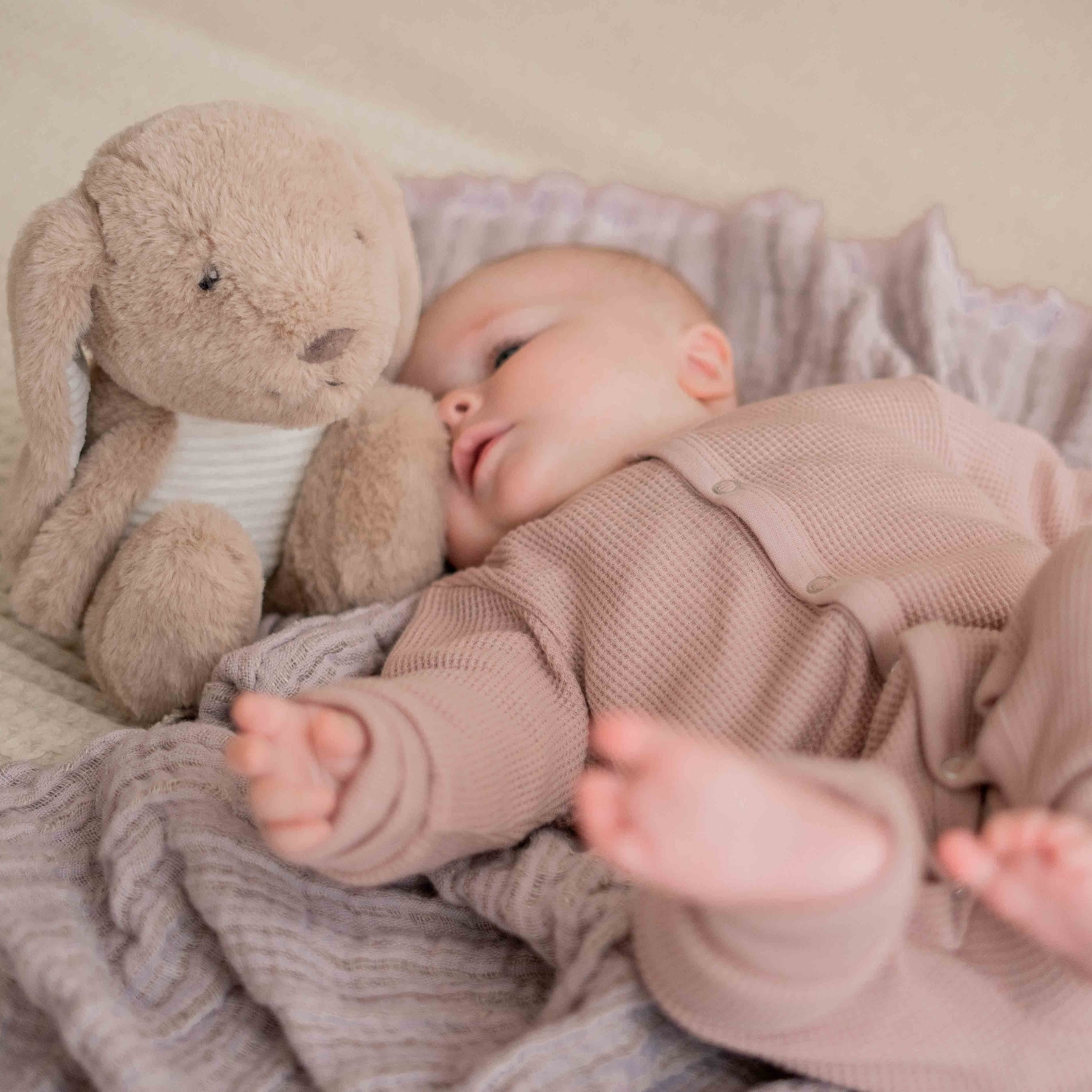 Peluche bruit blanc rechargeable Milo lapin beige (FLOW) - Image 2
