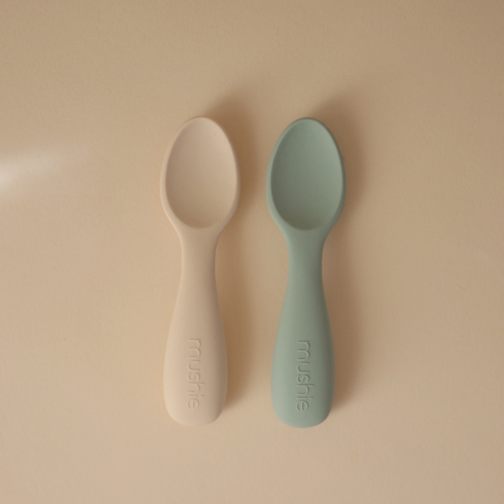 Lot de 2 cuillères bébé Blue-Shifting sand (Mushie) - Image 2
