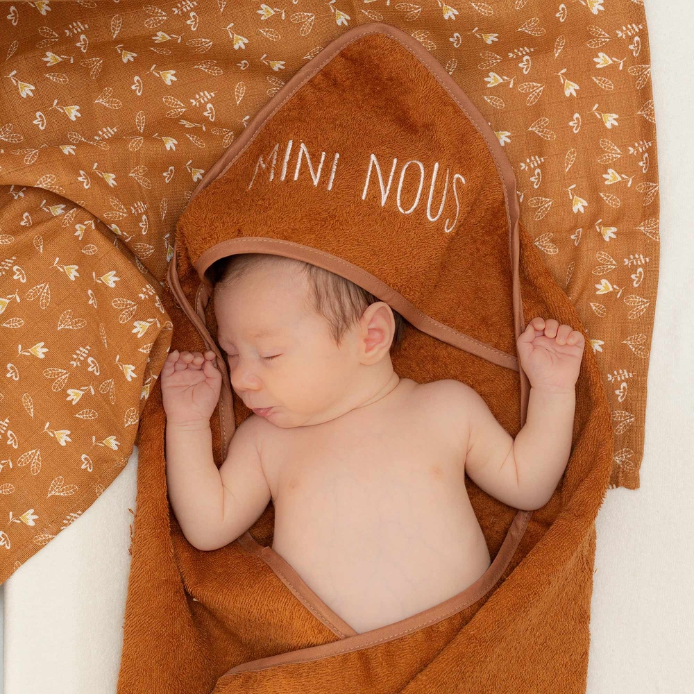 Cape de bain + gant Mini nous Camel (70 x 70 cm) (Trois Kilos Sept) - Image 2