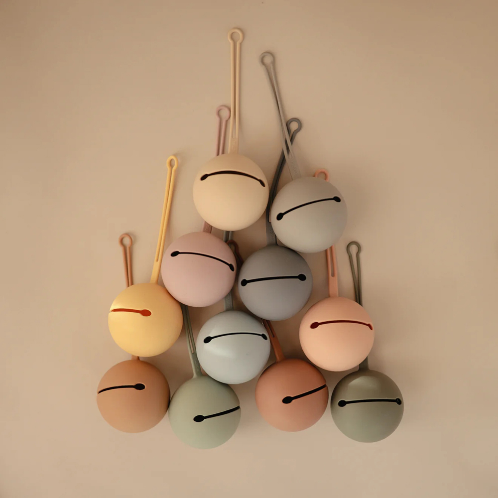 Range sucette en silicone Shifting Sand (Mushie) - Image 3