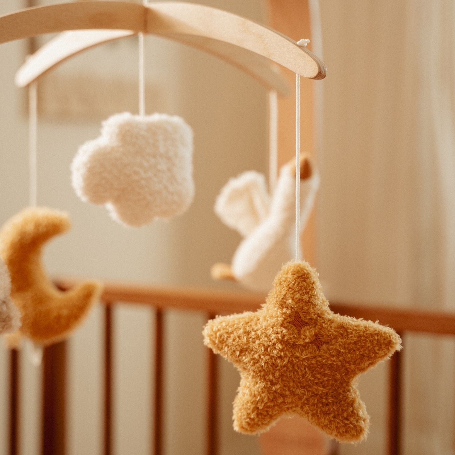 Mobile musical en bois FSC Newborn (Little Dutch) - Image 4