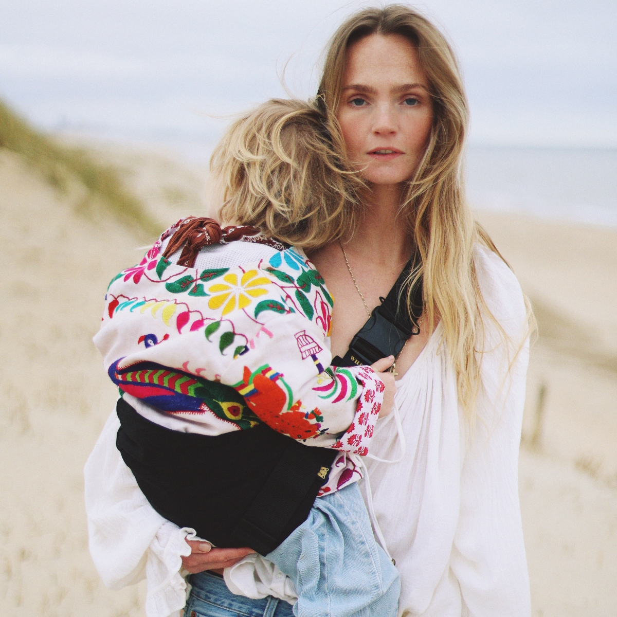 Porte bébé enfant Noir (Wildride) - Image 3